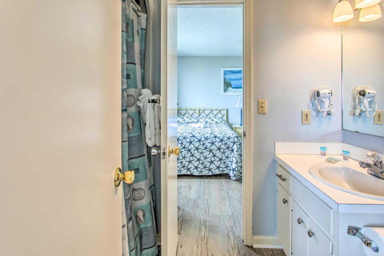 Bright Beachy Condo With Boardwalk Access And Patio! Миртл-Бич Экстерьер фото